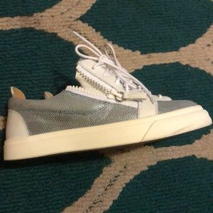 Giuseppe Sneakers